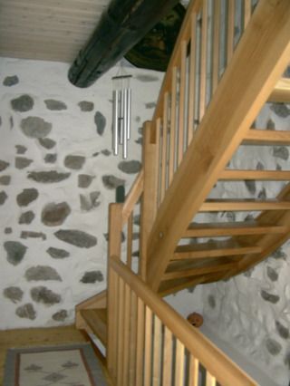 neu eingebaute Treppen vom 1.OG in das 2. OG, 1996